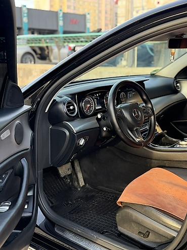 Mercedes-Benz: Mercedes-Benz E-Class: 2017 г., 2 л, Автомат, Дизель, Седан — 10