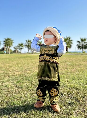 кыргызский национальный костюм: Продается национальный костюм на тушоо-той на мальчика. Ручная работа