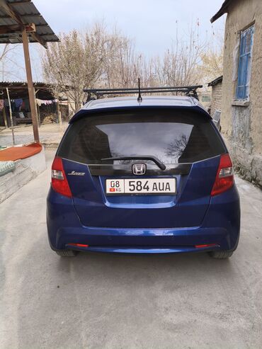 Honda: Honda Jazz: 2011 г., 1.3 л, Автомат, Бензин, Хэтчбэк — 2