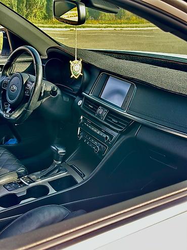 renaut 19: Kia Optima: 2 l | Sedan — 7