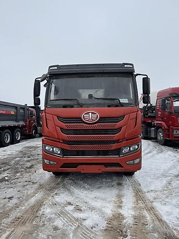 Другой строительный транспорт: Самосвал FAW (китайский бренд), колесная формула красная кабина — 2