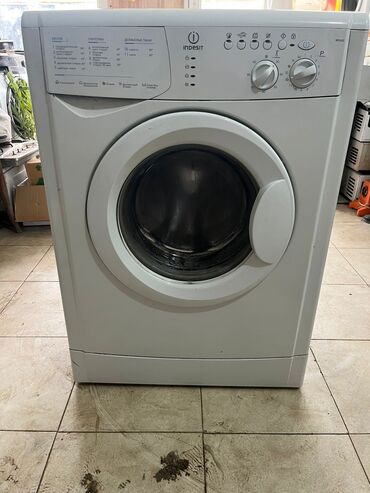 продать старую стиральную машину: Стиральная машина Indesit, 6 кг