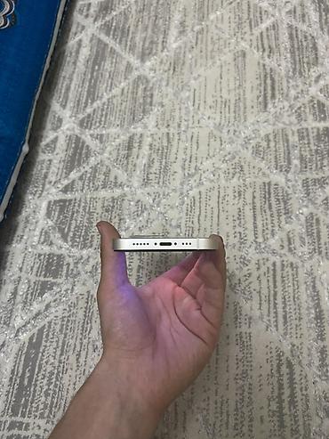 Apple iPhone: IPhone 13, Ağ, Qırıq — 5
