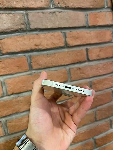 Мобильные телефоны и аксессуары: IPhone 13, Белый — 6