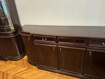 natuzzi komode: Komoda Komoda sa znacima korišćenja. 🔨 Lično preuzimanje ili prevoz — 2
