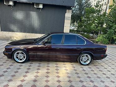 аукцион номер кр: BMW 5 series: 1995 г., 2.5 л, Механика, Бензин, Седан — 4