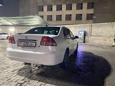 civic 5: Honda Civic: 2002 г., 1.5 л, Автомат, Бензин, Седан — 3