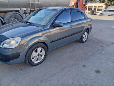 Kia: Masin tam idal maşındır qəzası olmayıb yaq azalmir tekerleri təzədir — 4