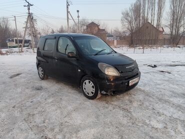 Toyota: Toyota Funcargo: 2000 г., 1.5 л, Автомат, Бензин, Хэтчбэк