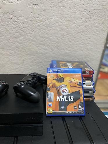 PS4 (Sony PlayStation 4): Ps 4 + 2 джойстика и fifa 18. Без торга! Состояние отличное, два — 2