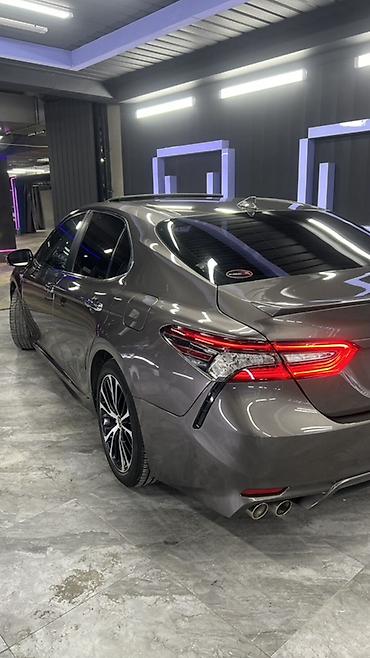 kia 2014: Toyota Camry: 2020 г., 2.5 л, Автомат, Гибрид, Седан — 5