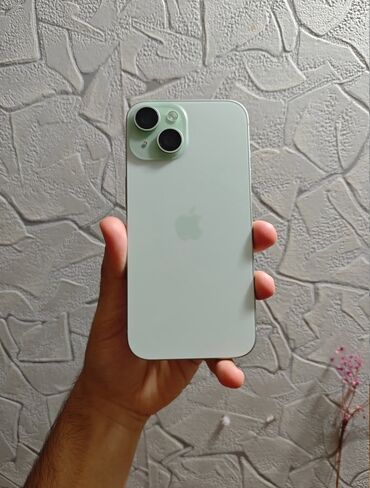IPhone 15, Yaşıl
