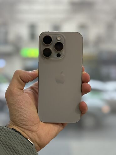 iphone xr qiymeti: IPhone 15 Pro, 256 GB