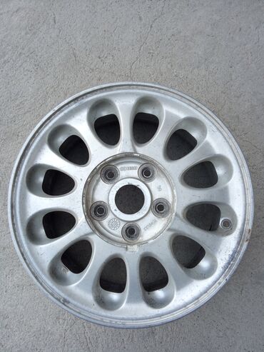хромированные диски: Диски R 15 1 шт, отверстий - 5, Б/у