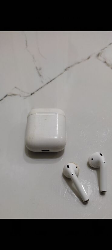 i 99 airpods: Airpods