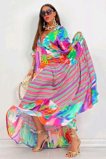 One size, color - Multicolored, Oversize, Short sleeves
