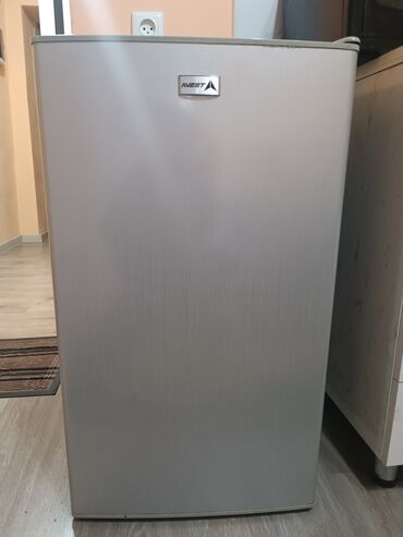 Холодильники: Холодильник Avest, Б/у, Минихолодильник, 55 * 105 * 40