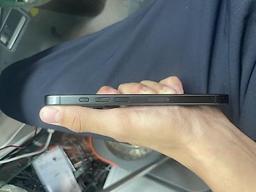 Мобильные телефоны и аксессуары: IPhone 16 Pro, Б/у, 256 ГБ, Black Titanium, Защитное стекло, В рассрочку, 97 % — 3