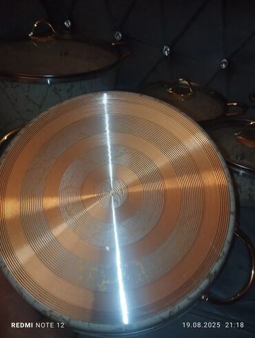 Kürklər: Köçlə bağlı satılır çoxu təzədi hamısı brend marka vp aktivdir zəhmət -da lalafo.az — 21 Kürklər: Köçlə bağlı satılır çoxu təzədi hamısı brend marka vp aktivdir zəhmət — 21