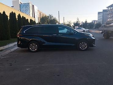 торрес авто: Toyota Sienna: 2021 г., 2.5 л, Автомат, Гибрид, Минивэн — 4