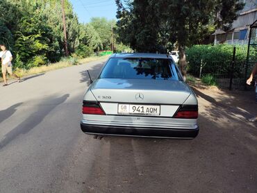 мерседес w124 e500 волчок купить в японии: Mercedes-Benz E-Class: 1993 г., 3.2 л, Автоматтык, Бензин, Седан