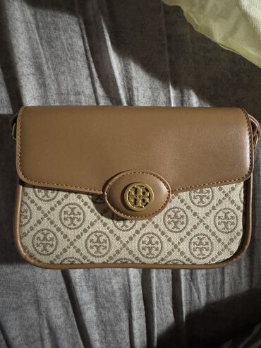 Çantalar: Çiyin çantası, Tory Burch, Yeni