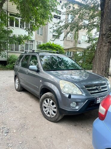 шевроле внедорожник цена: Продается Honda CR-V серого цвета. Этот компактный внедорожник с