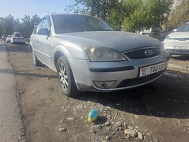 Ford Mondeo: 2005 г., 1.8 л, Механика, Бензин, Хэтчбэк