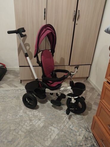 балон для коляски: Коляска, цвет - Фиолетовый, Б/у