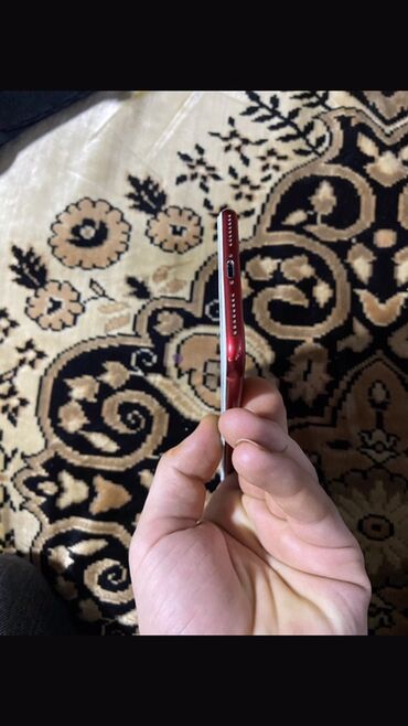 Apple iPhone: IPhone 7 Plus, Qırmızı, Qırıq — 4