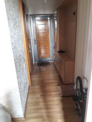 Köhnə tikili: Bakı, 8-ci kilometr, 2 otaqlı, Köhnə tikili, m. Qara Qarayev, 45 kv. m — 3