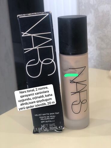 sade makyaj: Tonal krem, Nars, İşlənmiş, Ünvandan götürmə
