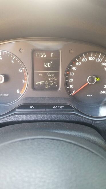 volksvagen polo: Volkswagen Polo: 1.4 l | 2011 il Hetçbek