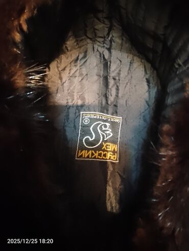 Baş geyimləri: Kiş,i qadın üçün xəz beret/şlyapa - Material: təbii tünd qəhvəyi xəz -da lalafo.az — 4 Baş geyimləri: Kiş,i qadın üçün xəz beret/şlyapa - Material: təbii tünd qəhvəyi xəz — 4