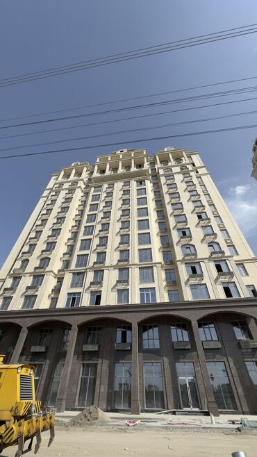 квартира в каинда: 2 бөлмө, 80 кв. м, Элитка, 1 кабат, ПСО (өзү оңдоп түзөтүп бүтүү үчүн)