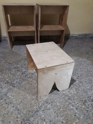sade metbex mebelleri: Oturmaq üçün nəzərdə tutulmuş taburetkalar ədədi 10m. ünvan Şüvəlan