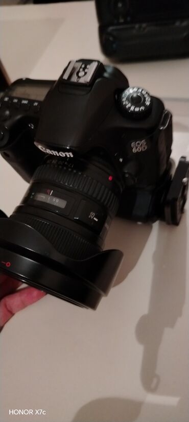 canon d90: Canon 60 de
Canon 17 40. 
Baterye girib
Havza karti
Tepe filaşi