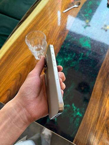 iphone 17 pro: IPhone 15 Pro Max, титановый корпус акб 82 256гб не отрытый - — 3