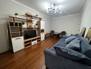 1 комнатная квартира без ремонта: 2 комнаты, 42 м², Индивидуалка, 2 этаж, Евроремонт