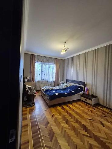 berdede ev satilir: Bakı, 8-ci mikrorayon, 4 otaqlı, Köhnə tikili, m. Azadlıq Prospekti, 115 kv. m — 7