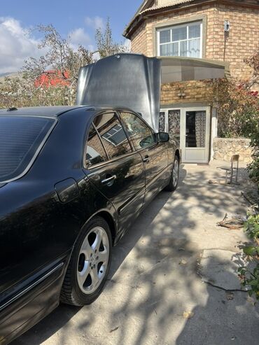 органайзер багажник: Mercedes-Benz E-Class: 2001 г., 3.2 л, Автомат, Газ, Седан