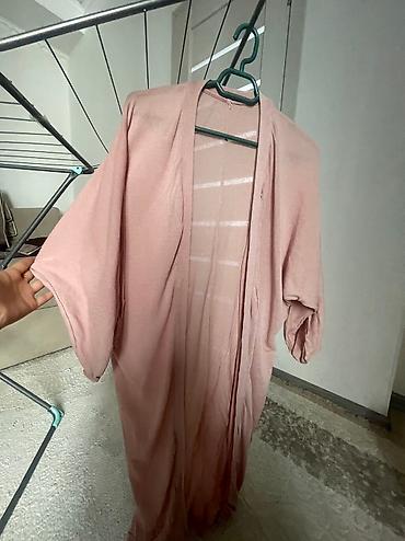 Другая женская одежда: Продаю вещи б/у. Размер одежды XS-S. Платья и желтая двойка по 700 — 17