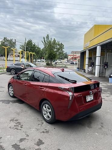 voxy noah: Toyota Prius: 2016 г., 1.8 л, Гибрид, Лифтбек — 5