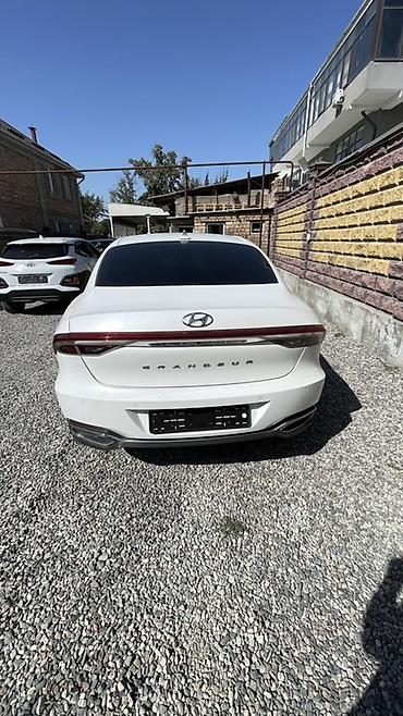 genesis 80: Hyundai Grandeur: 2020 г., 3 л, Робот, Газ, Седан — 5