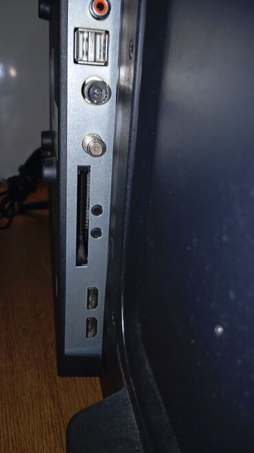 Televizori: LED TV VOX – 32 inča (80 cm) - Ekran: LED, dijagonala približno 32" — 9