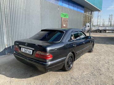 Mercedes-Benz: Mercedes-Benz E-Class: 1996 г., 3.2 л, Автомат, Бензин, Седан