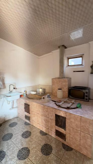 токмок дома продажа: 6 комнат и более, 250 м², 8 соток, Бишкек, ул. Баха Агентство недвижимости — 10