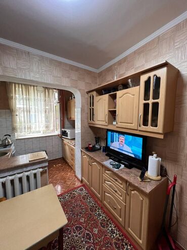 3 комнаты, 62 м², 105 серия, 1 этаж, Косметический ремонт