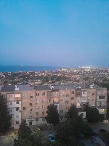 Uzunmüddətli kirayə mənzillər: Bakı, Buzovna, 3 otaqlı, Köhnə tikili, 80 kv. m