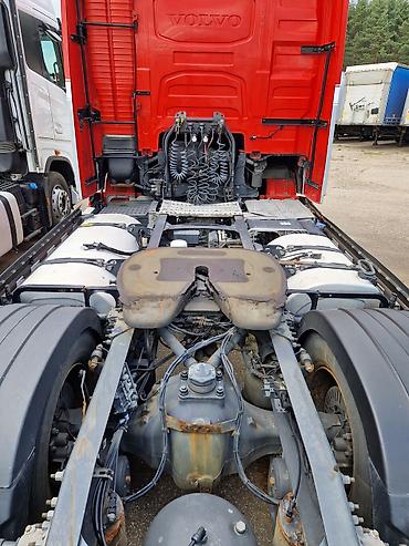uni 260b: Тягач, Volvo, 2020 г., Без прицепа — 8